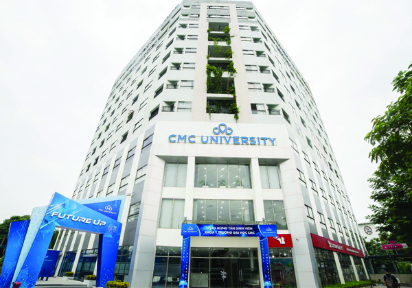 Trường Đại học CMC